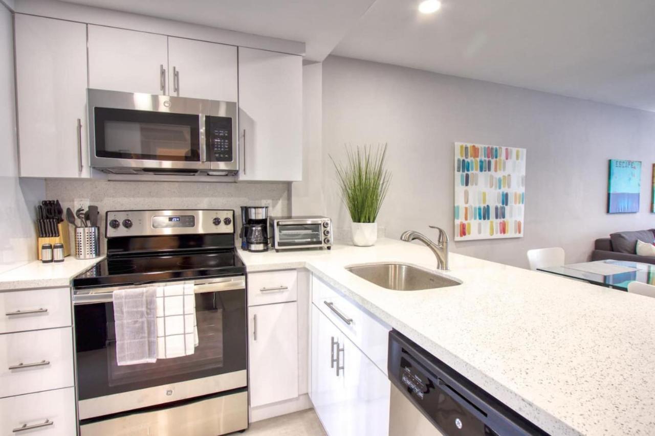 Designer River View Apartments Форт Лодърдейл Екстериор снимка