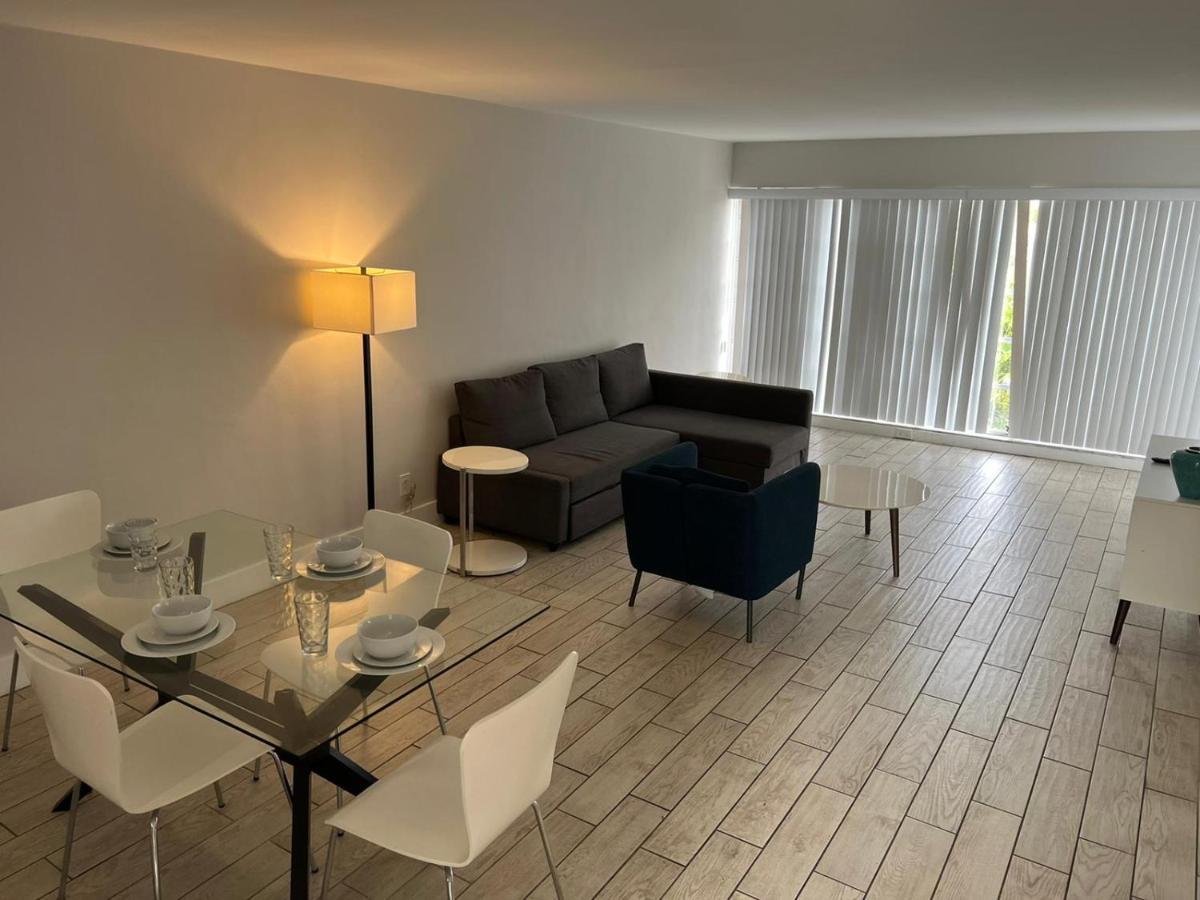 Designer River View Apartments Форт Лодърдейл Екстериор снимка