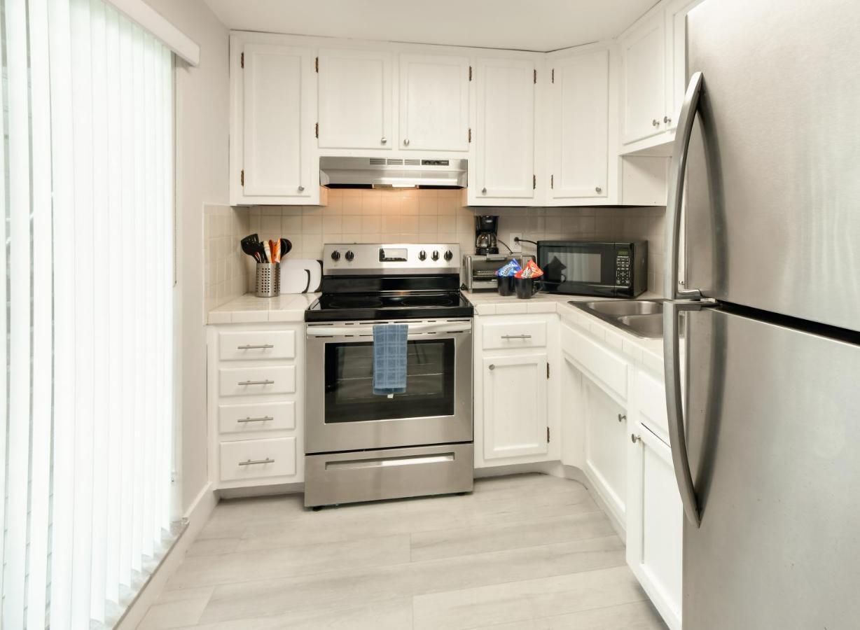 Designer River View Apartments Форт Лодърдейл Екстериор снимка