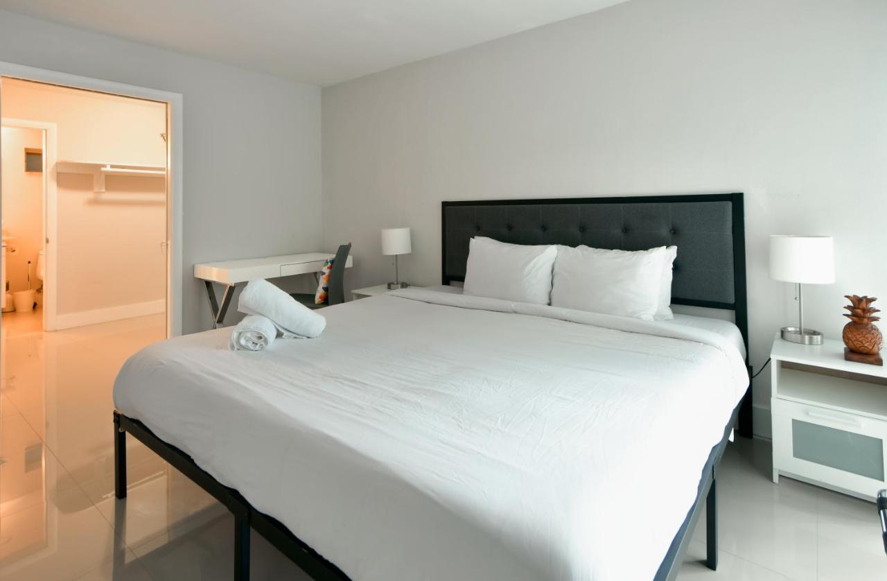 Designer River View Apartments Форт Лодърдейл Екстериор снимка