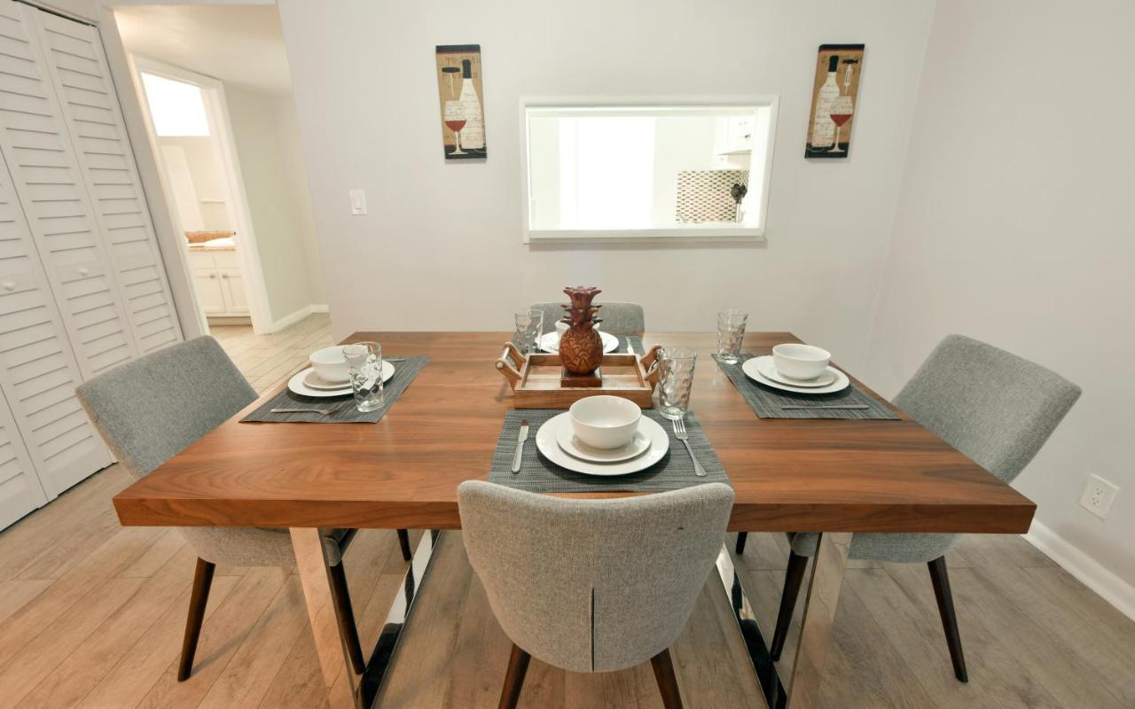 Designer River View Apartments Форт Лодърдейл Екстериор снимка