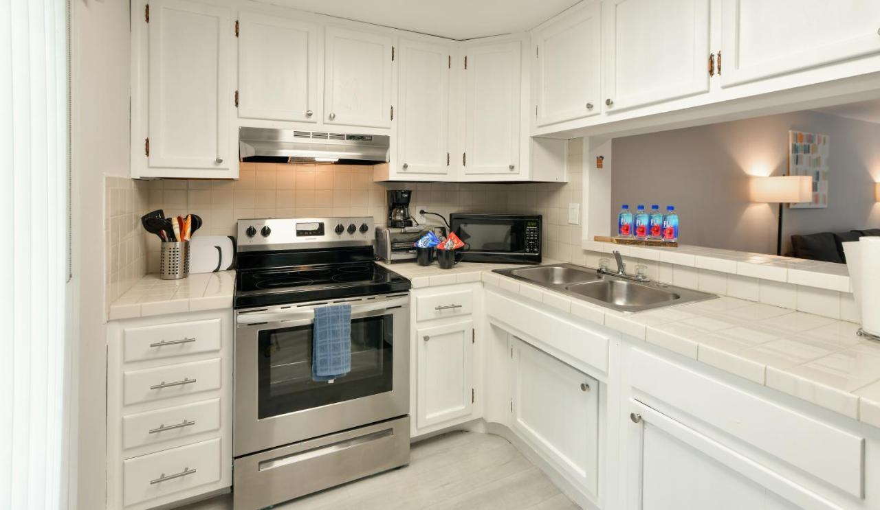 Designer River View Apartments Форт Лодърдейл Екстериор снимка