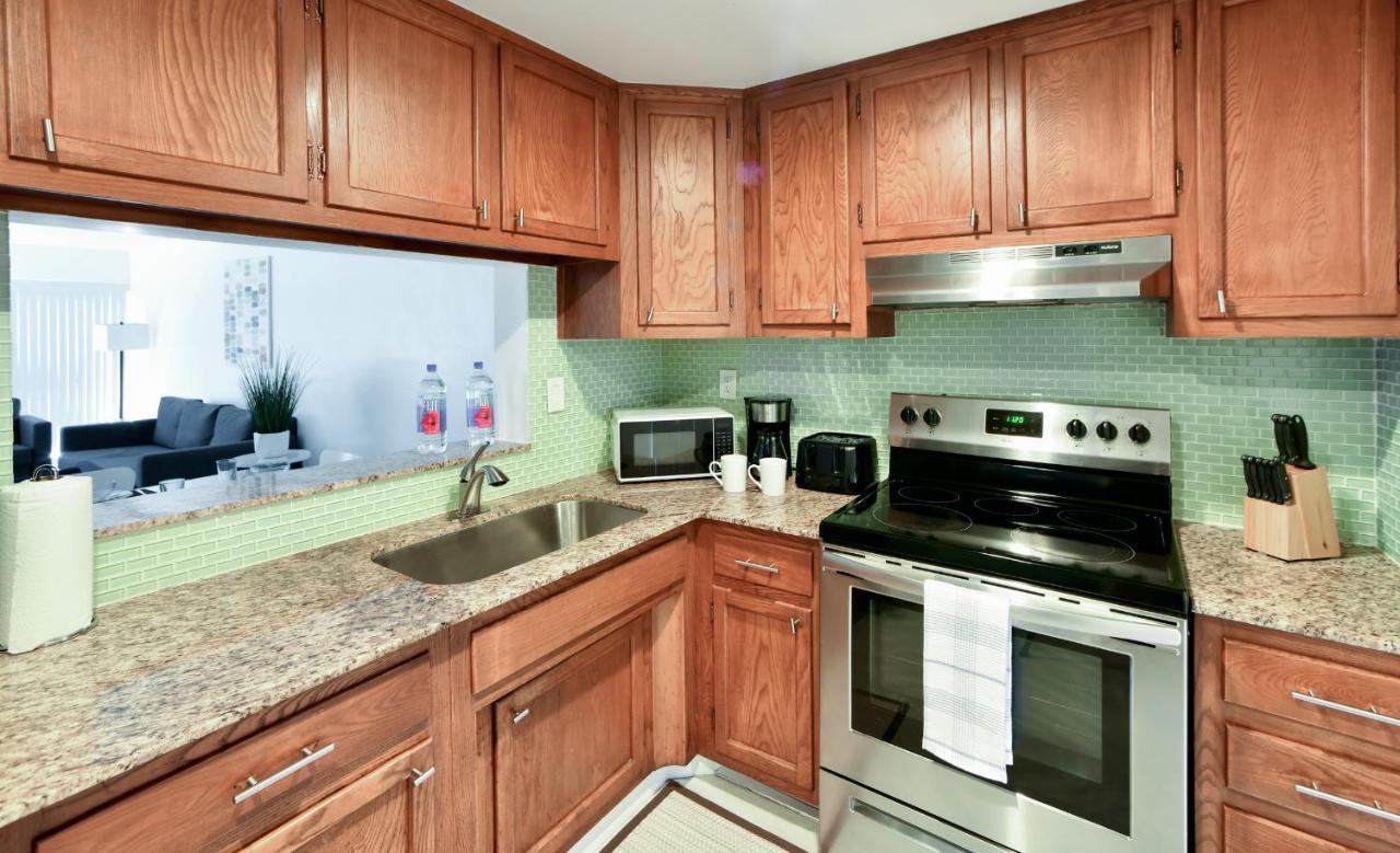 Designer River View Apartments Форт Лодърдейл Екстериор снимка