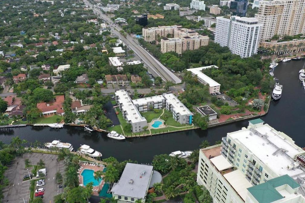 Designer River View Apartments Форт Лодърдейл Екстериор снимка